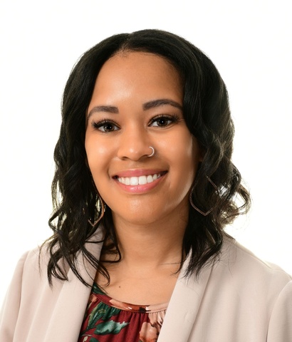 Chest-up headshot of Chayla Morris.