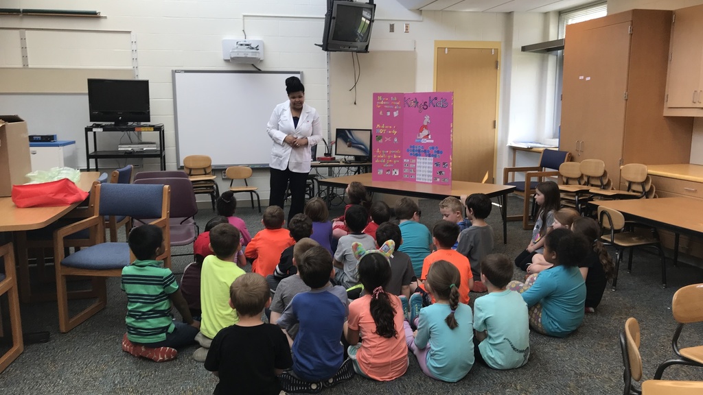 Pharmacy students talked with students at Van Allen Elementary about medicine safety.
